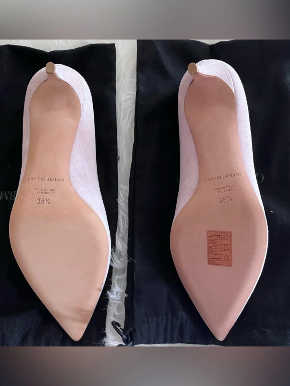 Giorgio Armani Women’s 38 1/2 Pink Nude Suede Point Toe Slip On Kitten Heels - Picture 6 of 11